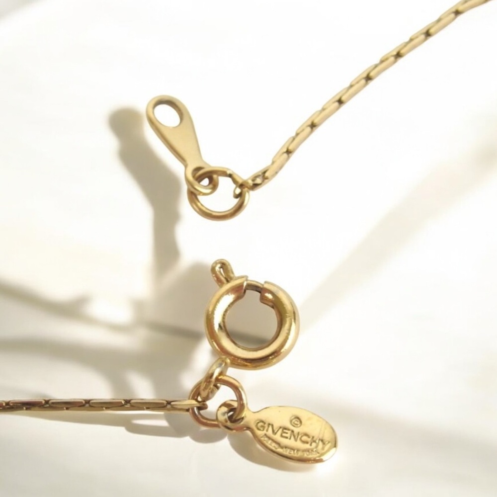 GIVENCHY G-Logo Necklace 🤩 - Picture 6 of 10